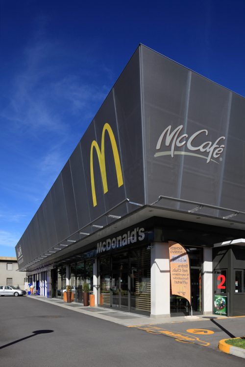 Applicazione di architettura tessile per McDonald's